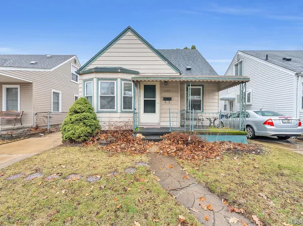 1133 Mill St, Lincoln Park, MI 48146