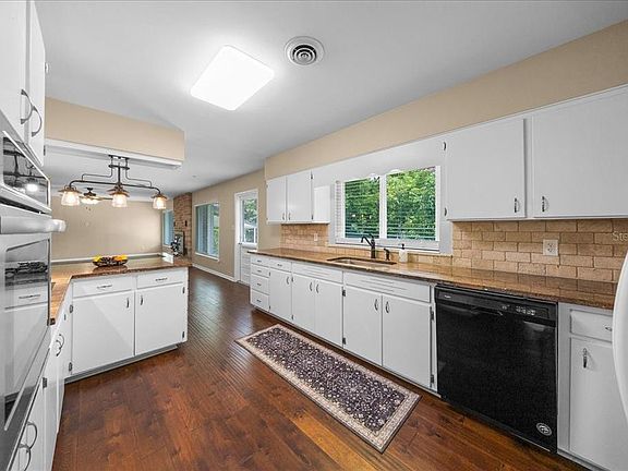5th image of 2333 E Fort King St