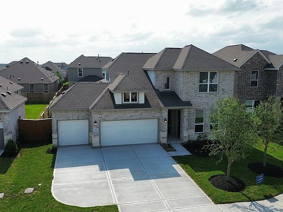 2nd image of 8310 Holly Blue Dr