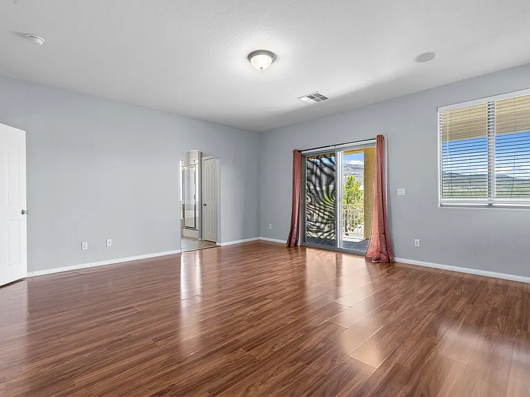 249 Jessica Grove St — Photo 23