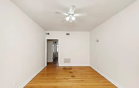 540 W Aldine Ave — Photo 4