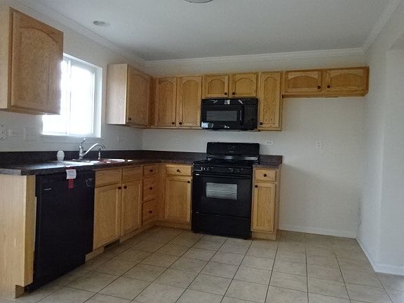 5th image of 2961 Aberdeen Dr