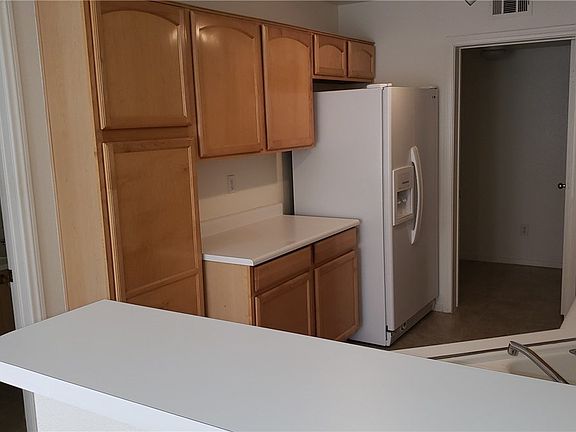 3rd image of 200 Boothbay St