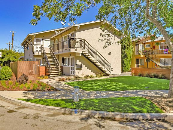3rd image of 685 Foxtail Dr
