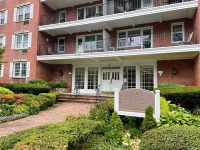 70 N Grove Street #2G, Freeport, NY, 11520