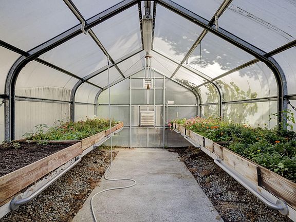 5th image of 5450 Vesper Ave #2B-2Ba-875Sqft