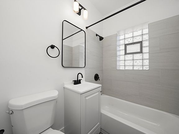 5th image of 1716 W North Shore Ave #1726-2A