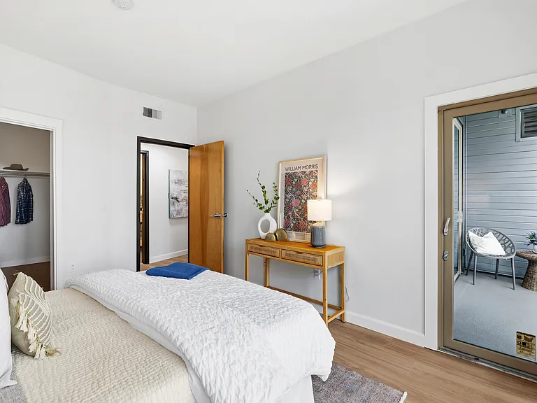 12600 SW Crescent St #202 — Photo 17