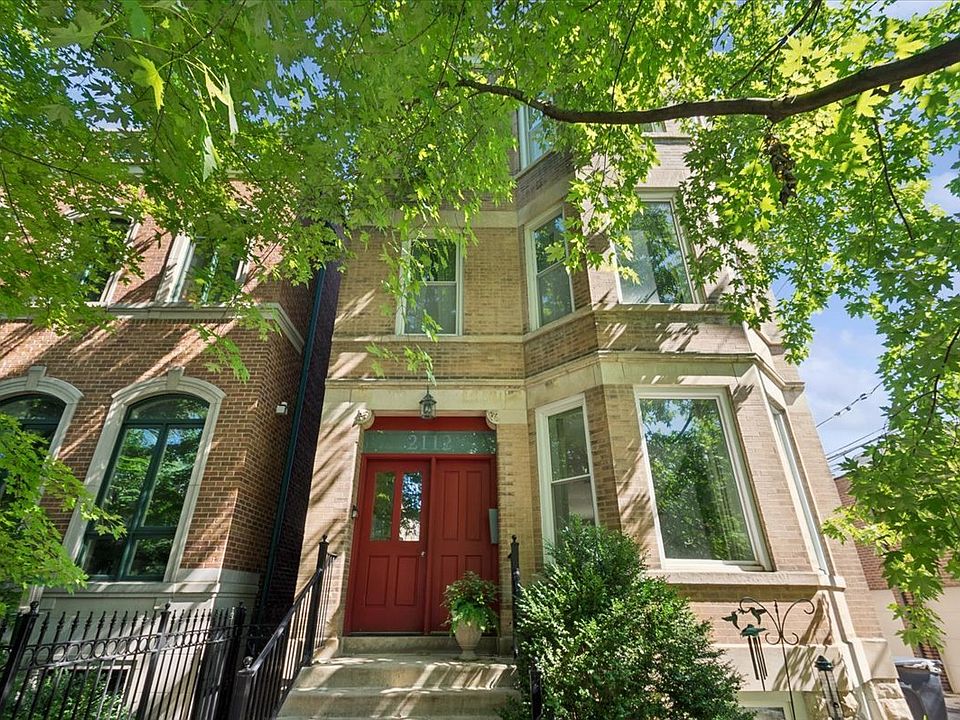 1st image of 2112 W Cortland St #2