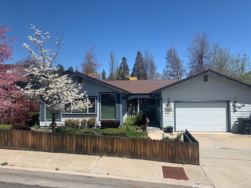816 W Miner St, Yreka, CA 96097 Zillow