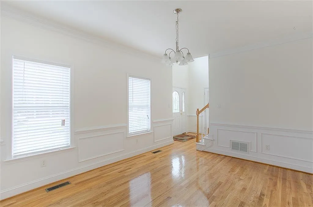 613 Greyshire Dr - 1 — Photo 4