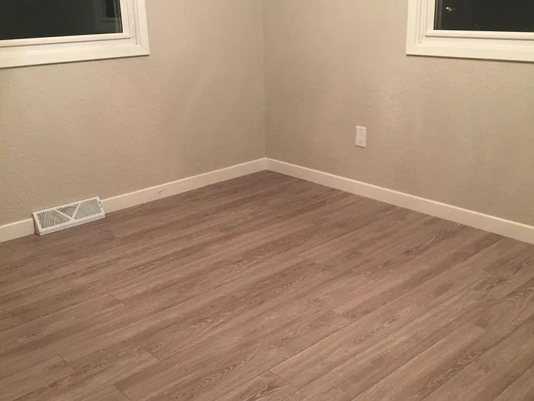 1210 Mount Loretta Ave — Photo 7