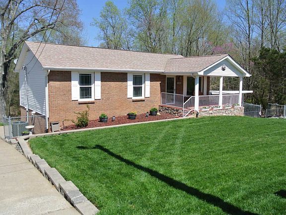 2nd image of 2059 Lintwood Dr