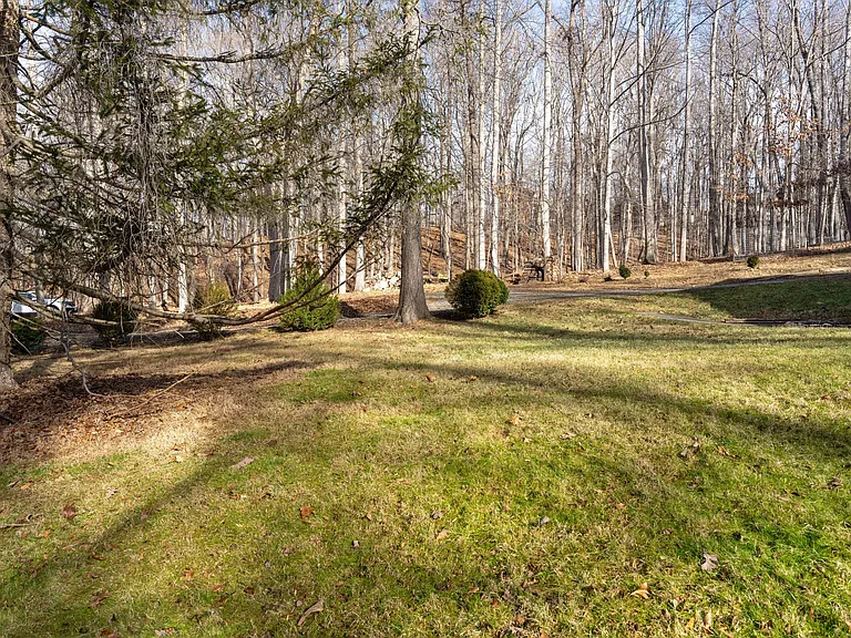 102 Forest Oaks Dr — Photo 37