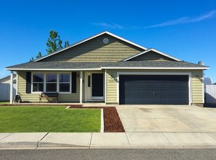 9203 Jersey Dr, Pasco, WA 99301