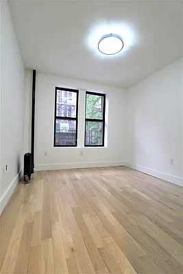 Rented by Bruma Realty LLC | media 7