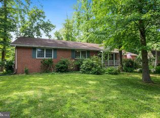 14 Cooper Run Dr, Cherry Hill, NJ 08003