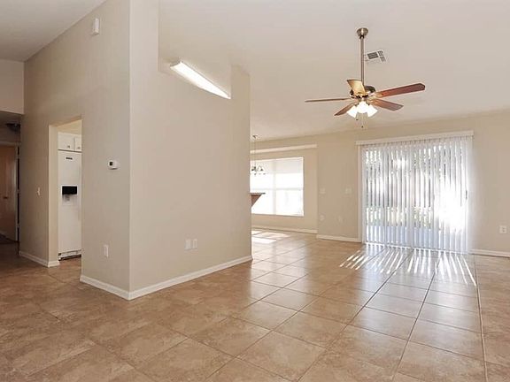 5th image of 2685 Green Valley Dr