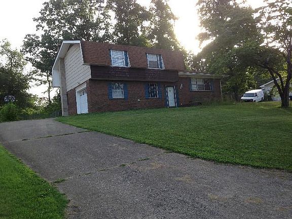 2nd image of 1618 Lisa Lynn Dr