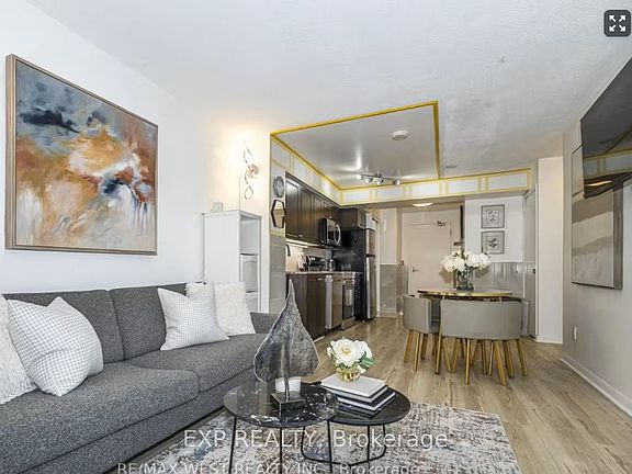 5th image of 209 Fort York Blvd #465