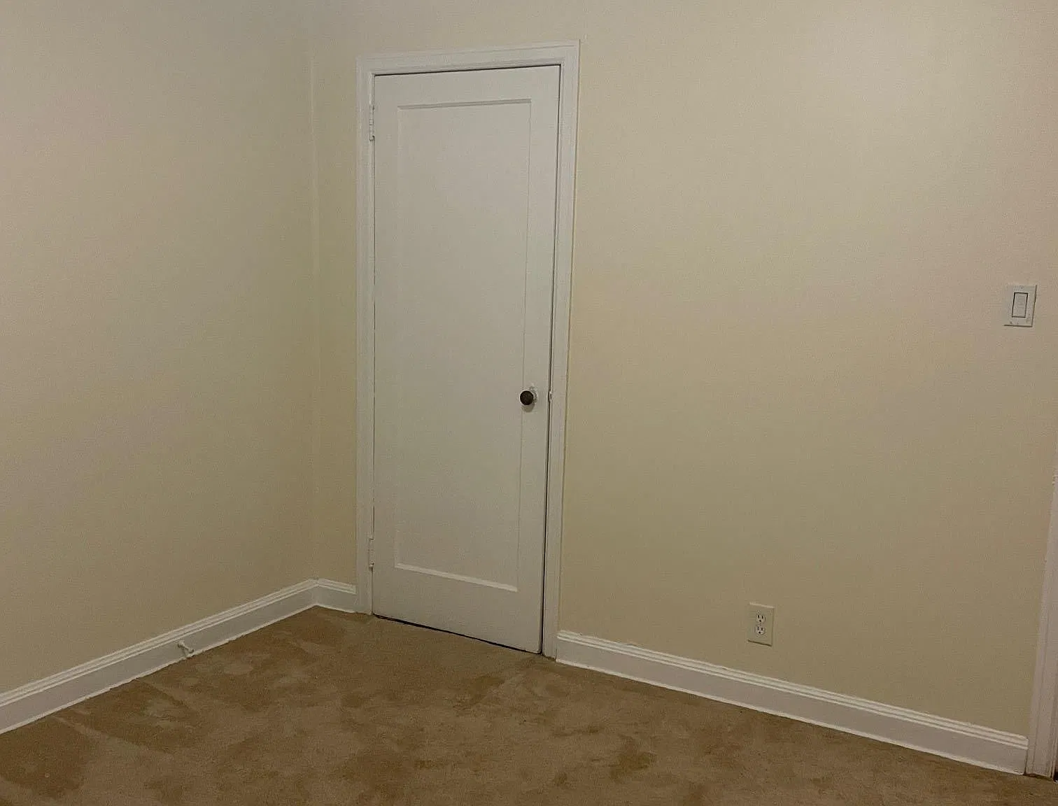 3 bed, 1080 sqft, $4,000 — Photo 4