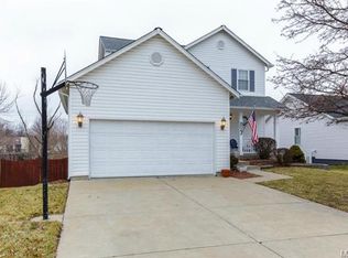 804 Estes Park Dr, Saint Peters, MO 63376