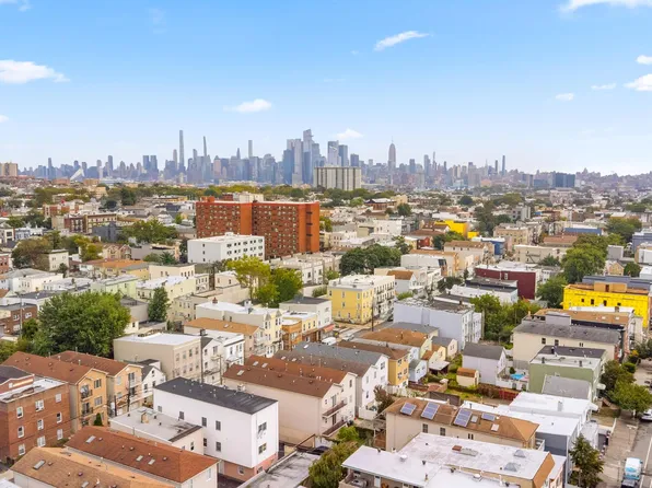 215 South Street image 34 of 37