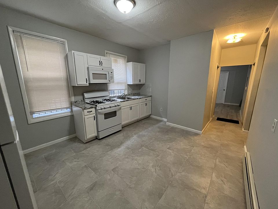 1st image of 687 S 20th St Floor 1