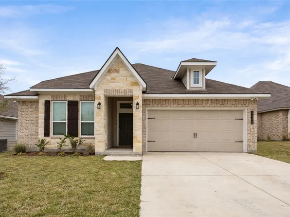 2208 Johnny Lyon Ct, Bryan, TX 77807