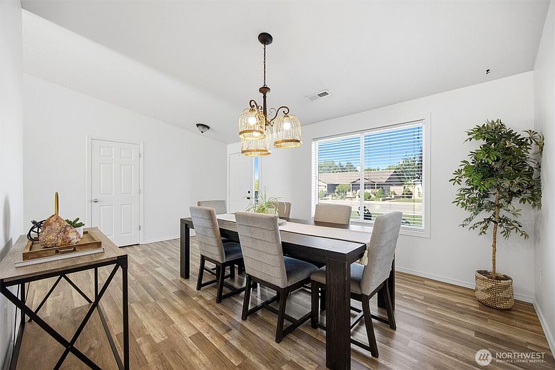 4th image of 5211 Truman Lane