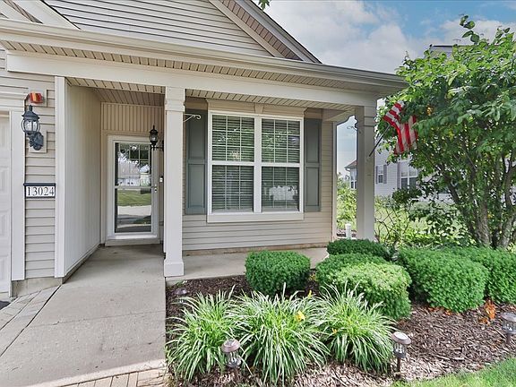 2nd image of 13024 Redstone Dr