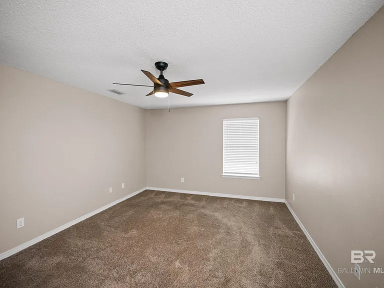 13097 Concord Dr E — Photo 12