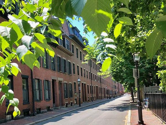 Beautiful and historic Lawrence Street