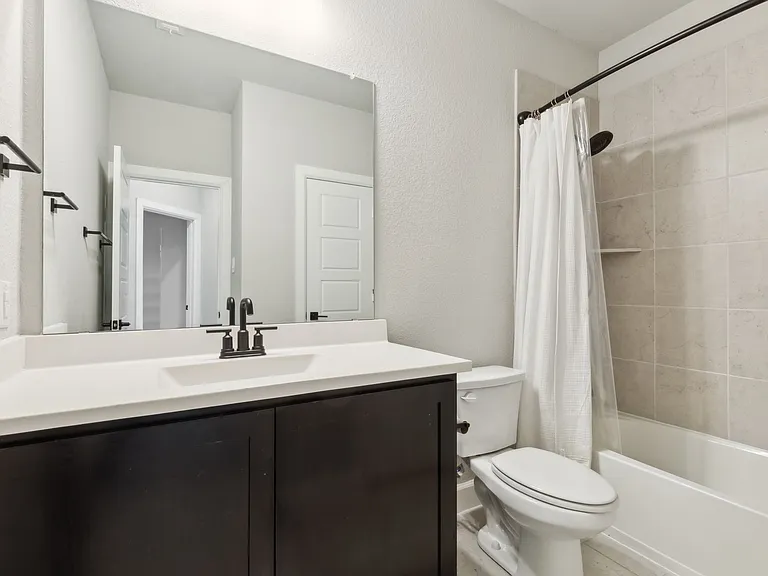 2121 Tolleson Dr — Photo 25