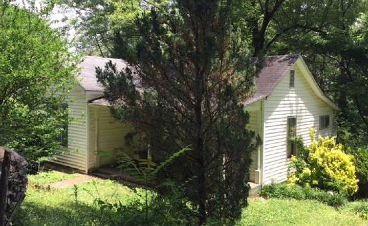 1st image of 2840 Durand Ave