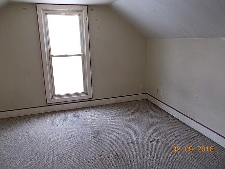 4th image of 200 S 2nd St