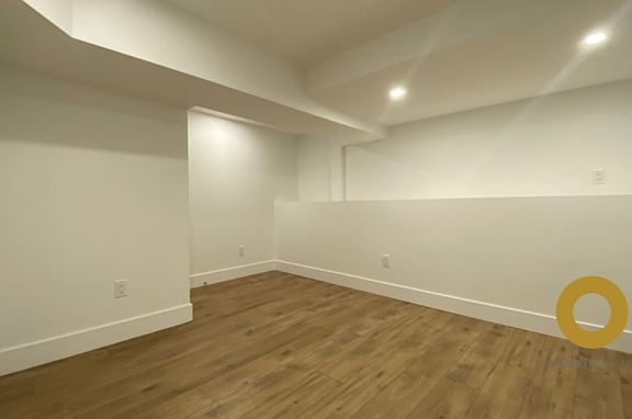 4th image of 1191 W 12th Ave