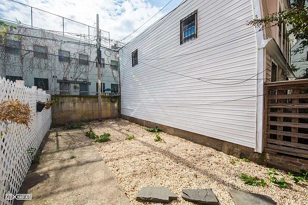 Rented by Citi Habitats | media 10