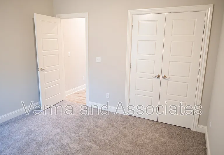 940 Skyline Loop — Photo 19