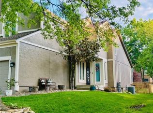 8312 W 120th St, Overland Park, KS 66213