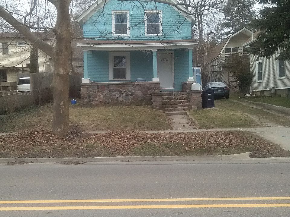 1st image of 309 N 7th St #House