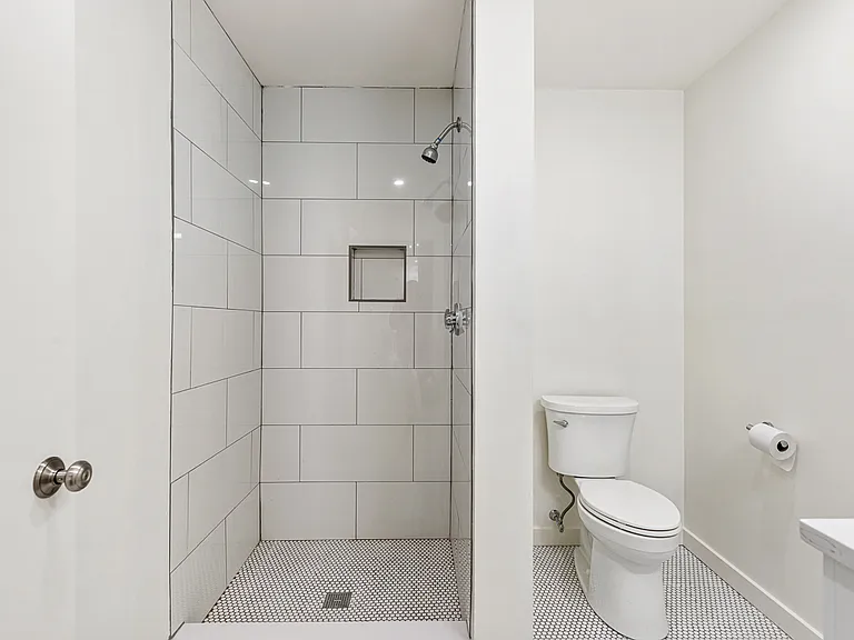 71 Richmond St #5 — Photo 13
