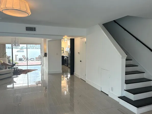16468 NE 27th Ave #49, North Miami Beach, FL 33160