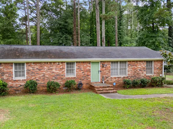 859 King Dr SE, Conyers, GA 30094