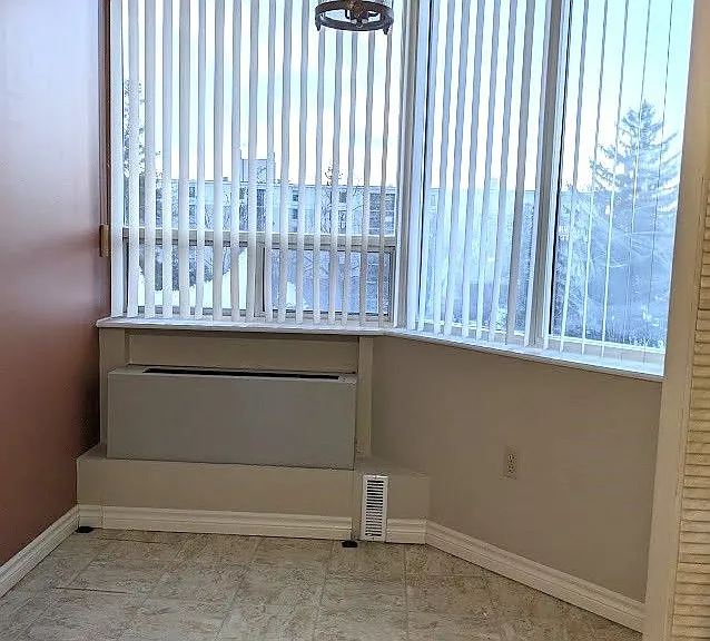 3227 King St E #610 — Photo 6