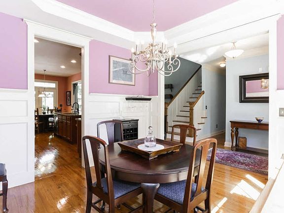 2nd image of 2040 Heritage Green Dr