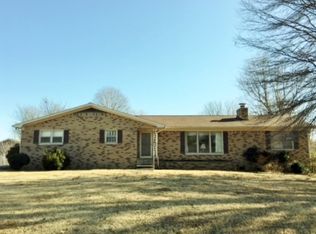170 Charlotte Ann Dr, Paducah, KY 42001