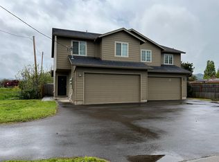 1156 W Oak St #1, Lebanon, OR 97355