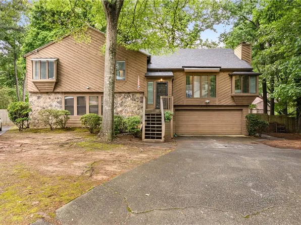 1359 Cedar Park Pl, Stone Mountain, GA 30083