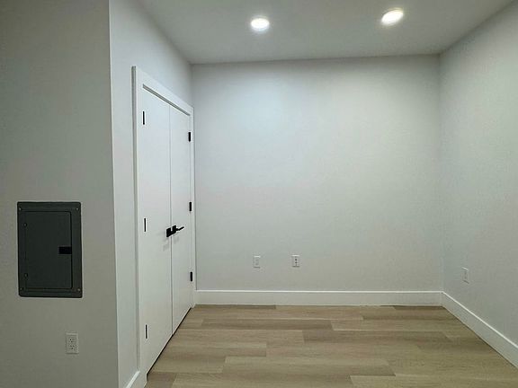 3rd image of 318 Forrest St #203